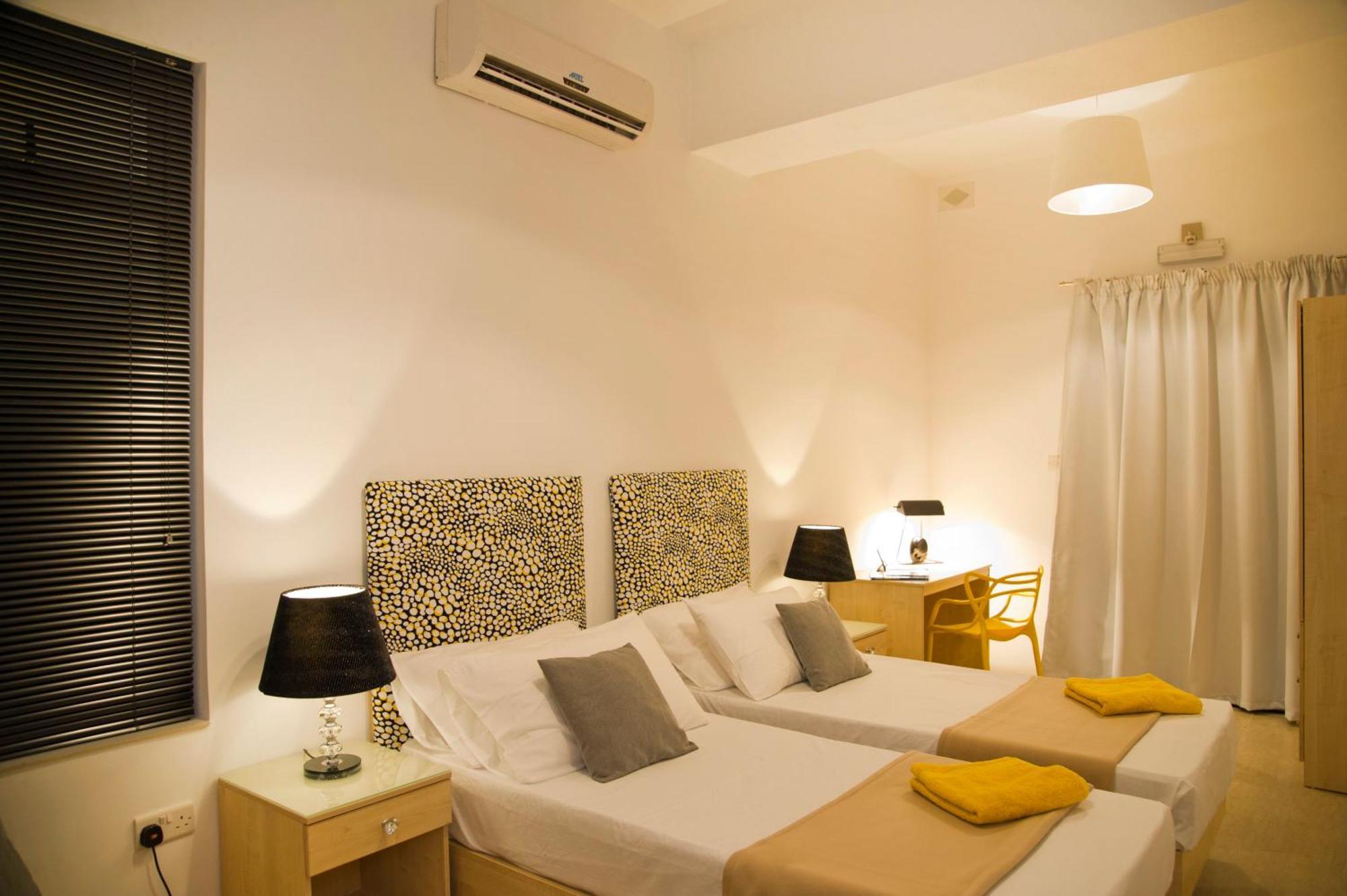 Maltese Balcony Apartamento St. Julian's Exterior foto